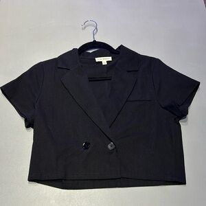 5/$20 🛍️ LA Hearts Cropped Blazer Shirt size 2